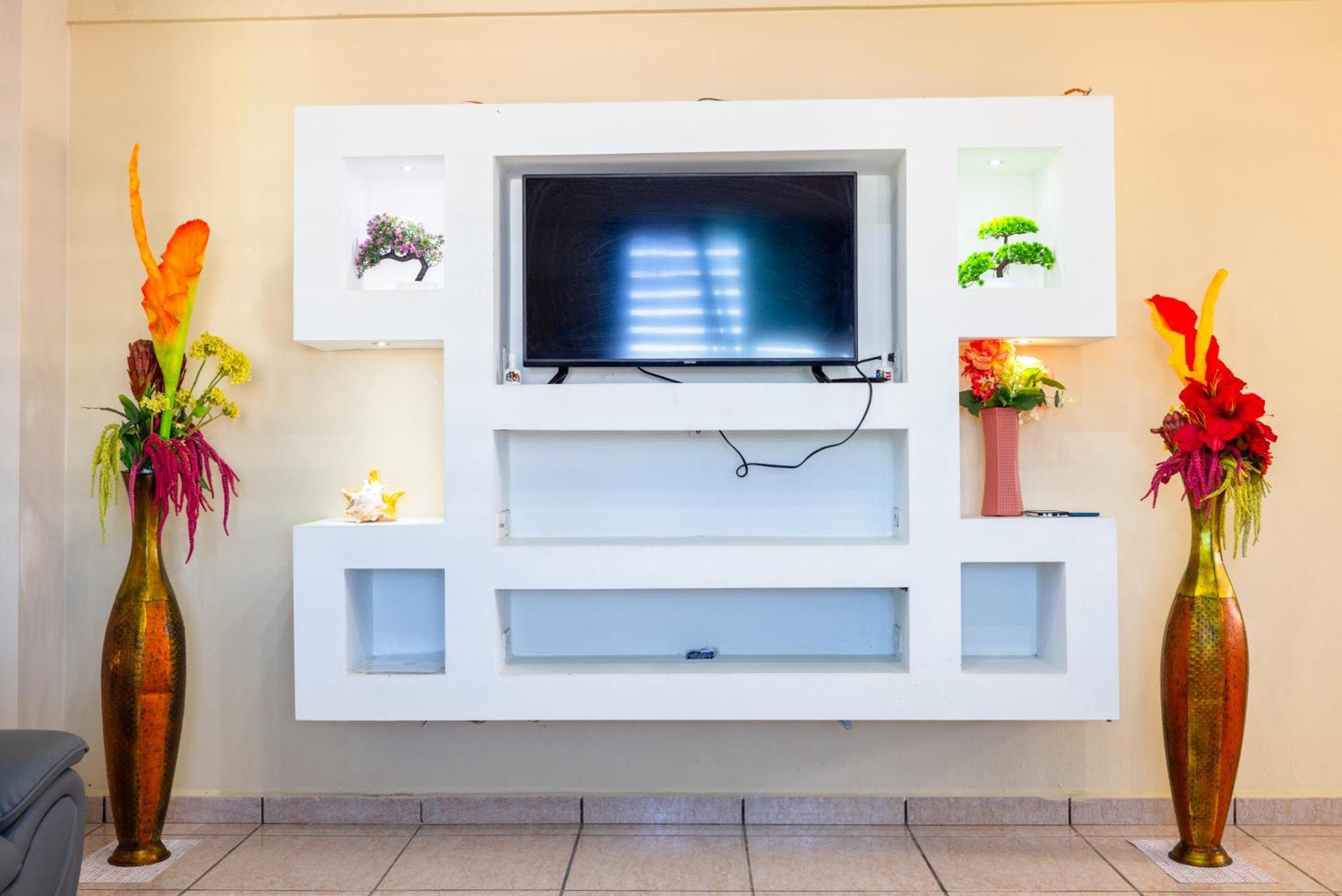 Colinas Del Atlantico Vacational House 1St Floor Apartment อิซาเบลา ภายนอก รูปภาพ